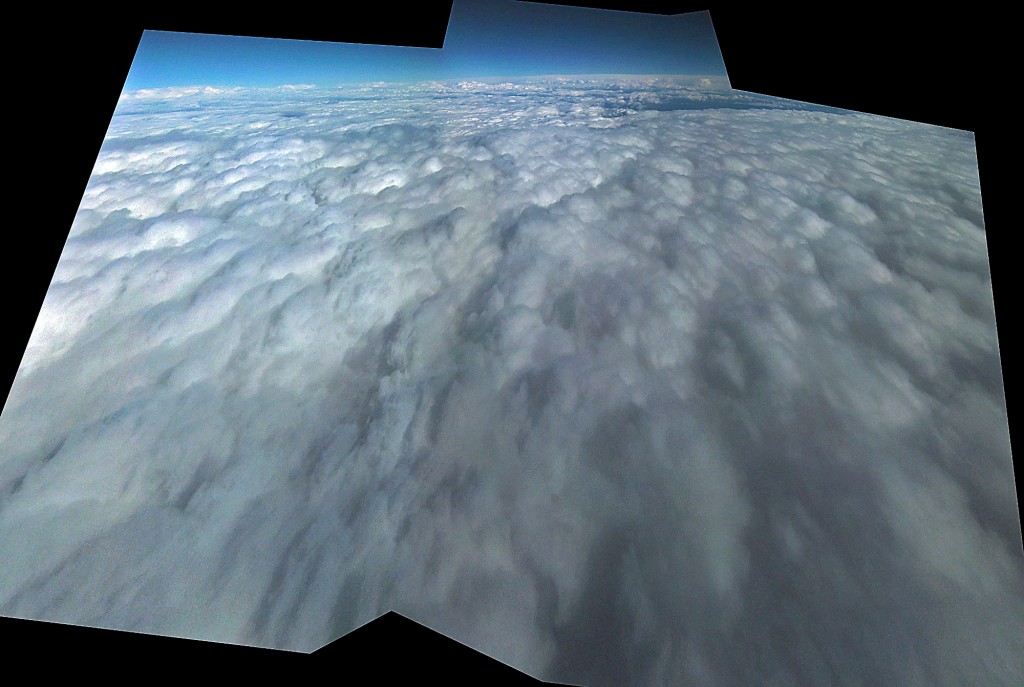 La copertura nuvolosa vista da StratoSpera 5. Mosaico di Riccardo Rossi